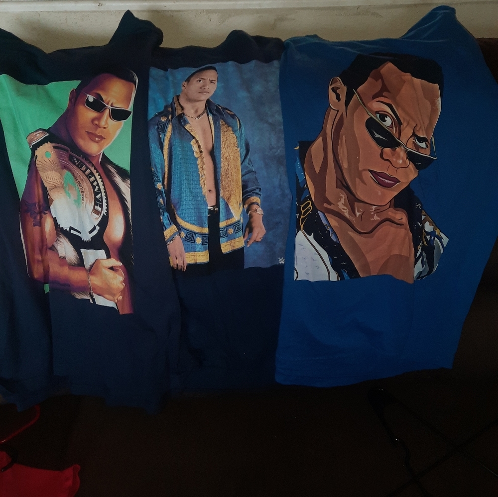 3 the rock wwe Tshirt